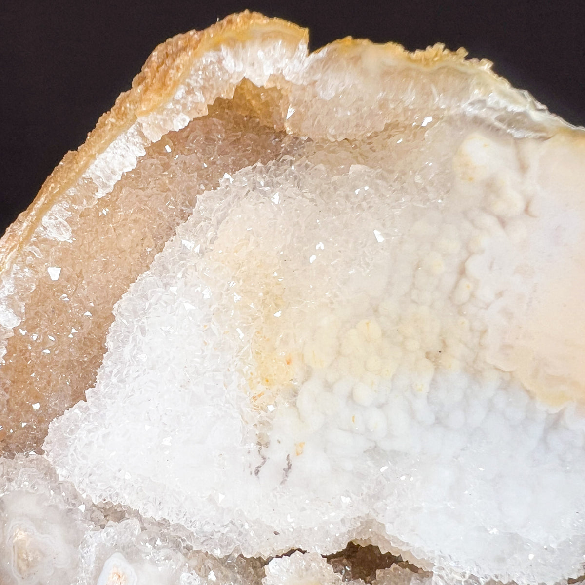Quartz and Chalcedony in Coral