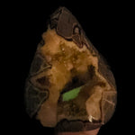 Barite crystal displaying phosphorescence