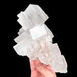 White crystal cubes of Halite