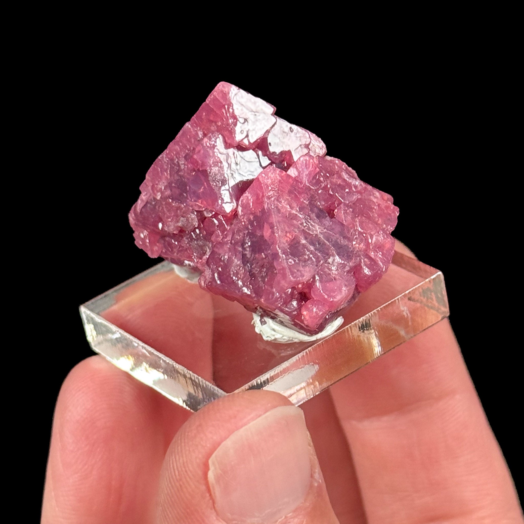 Spinel octahedron Tanzania