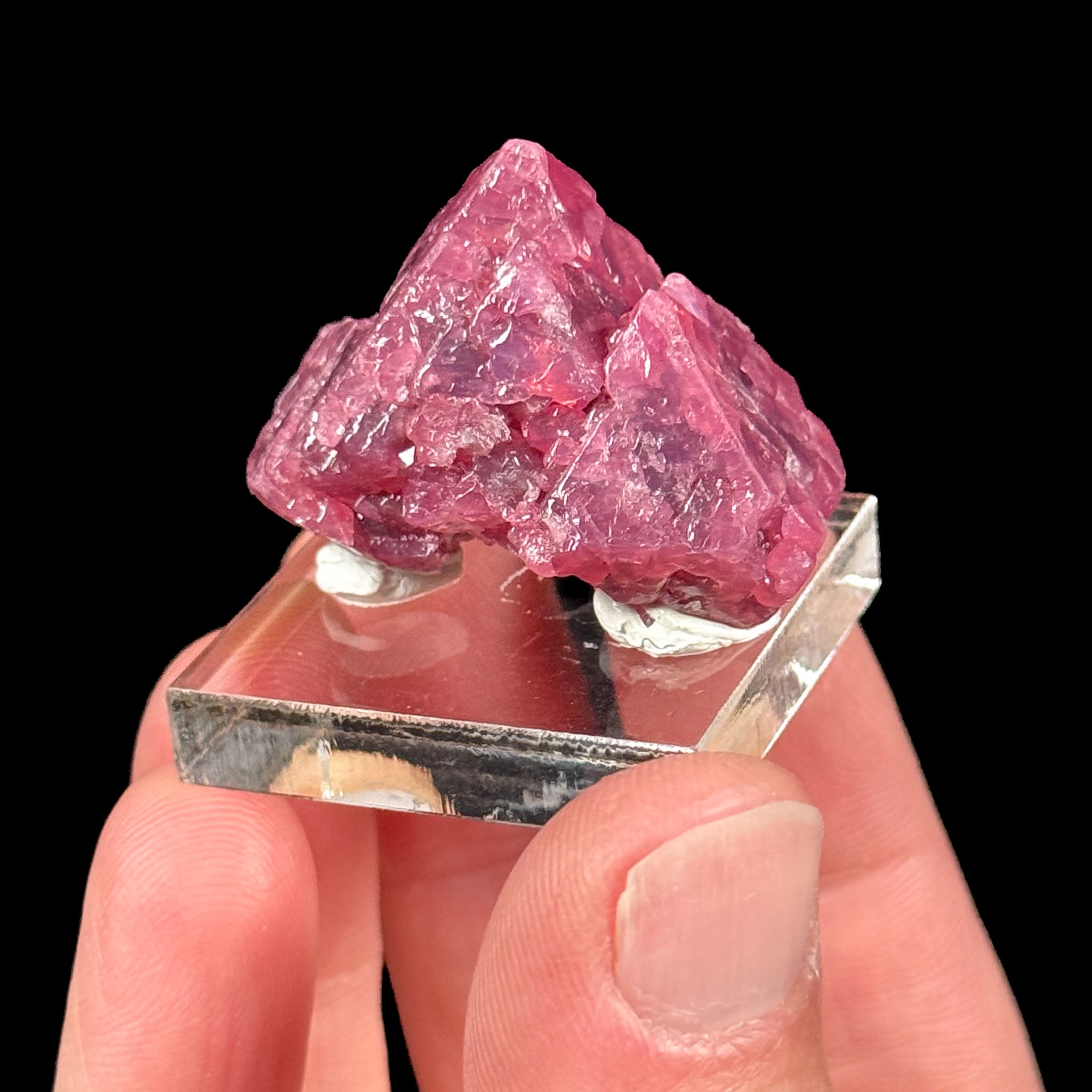 Spinel crystal specimen from Tanzania