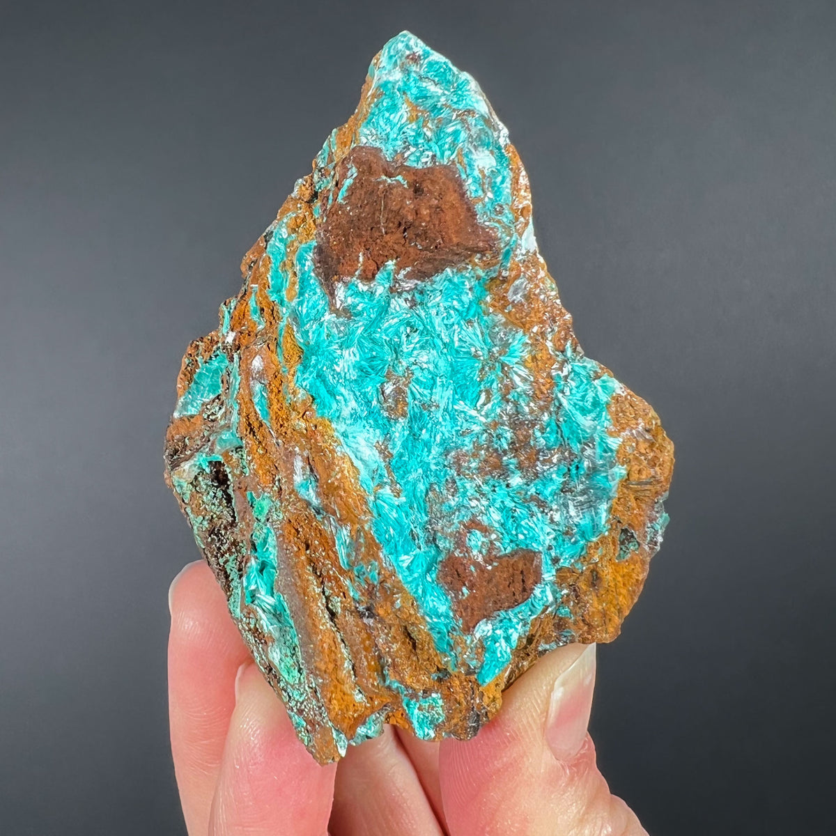 Aurichalcite Crystals with Calcite